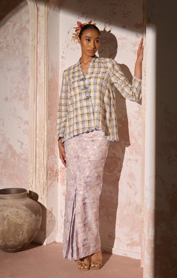 TANJUNG - LOTUS BLUSH