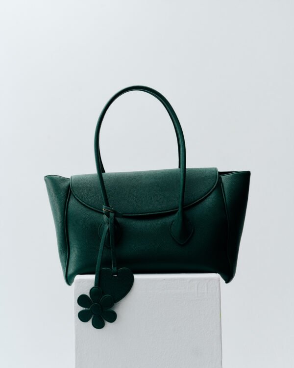 PRIMROSE IN JADE