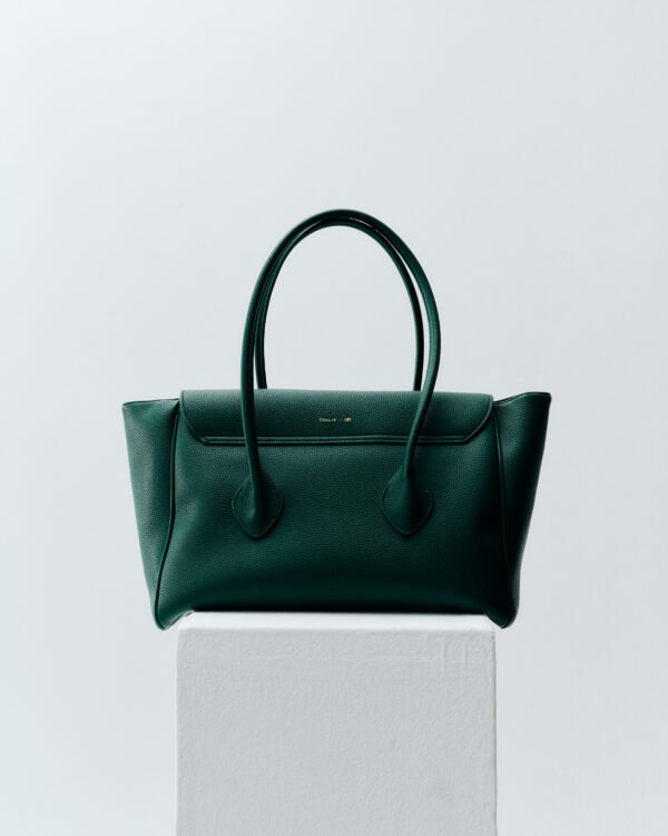 PRIMROSE IN JADE