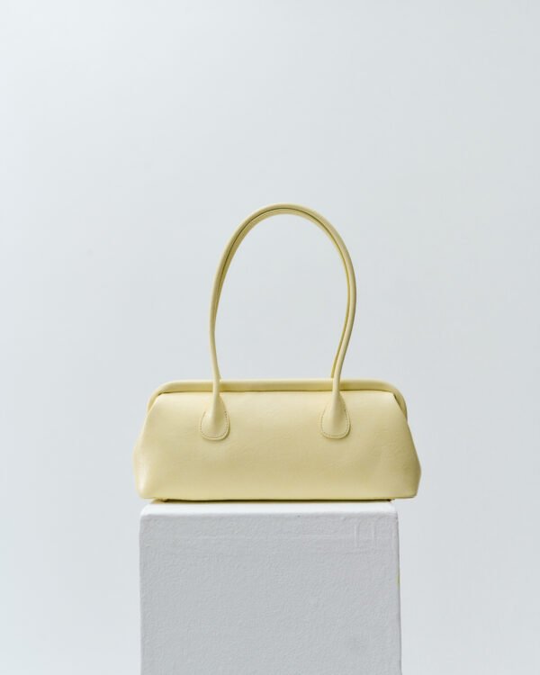 SIERRA IN BUTTER YELLOW
