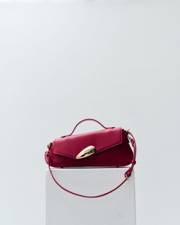 KAYLA IN RASPBERRY